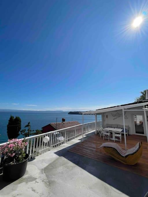 Sunrise Seaview Apartment Fiesa Piran Zewnętrze zdjęcie